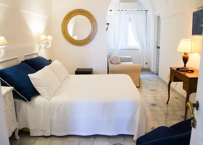 Marunnella 3* 卡普里